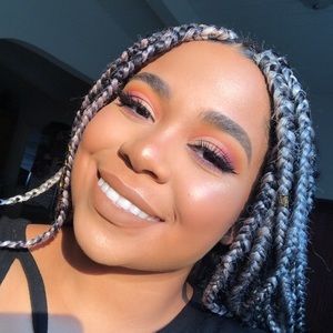 Meet your Posher, Madeline